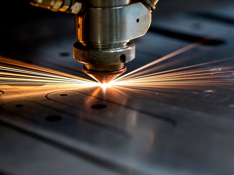 Corte a Laser em Aço: Precisão e Eficiência com a Cemaço